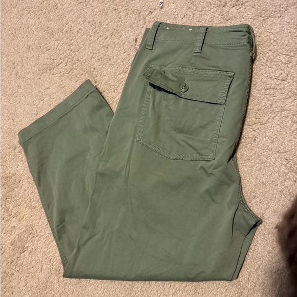 Liverpool Women's Olive Cargo Pants - Picture 2 of 3